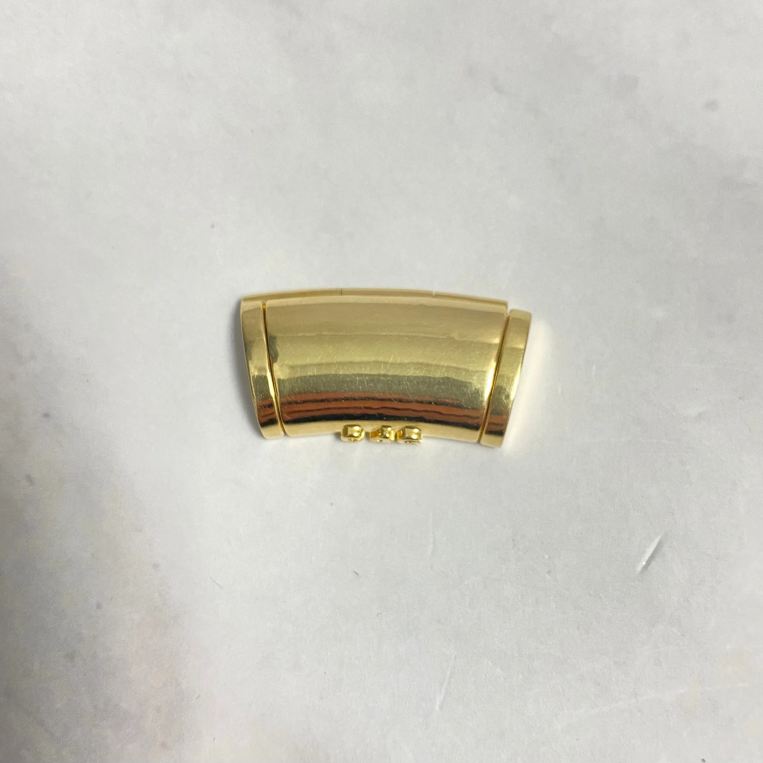 10K Yellow Gold Plain Sleek Lock / 17.8gr / 16mm / 1.1in