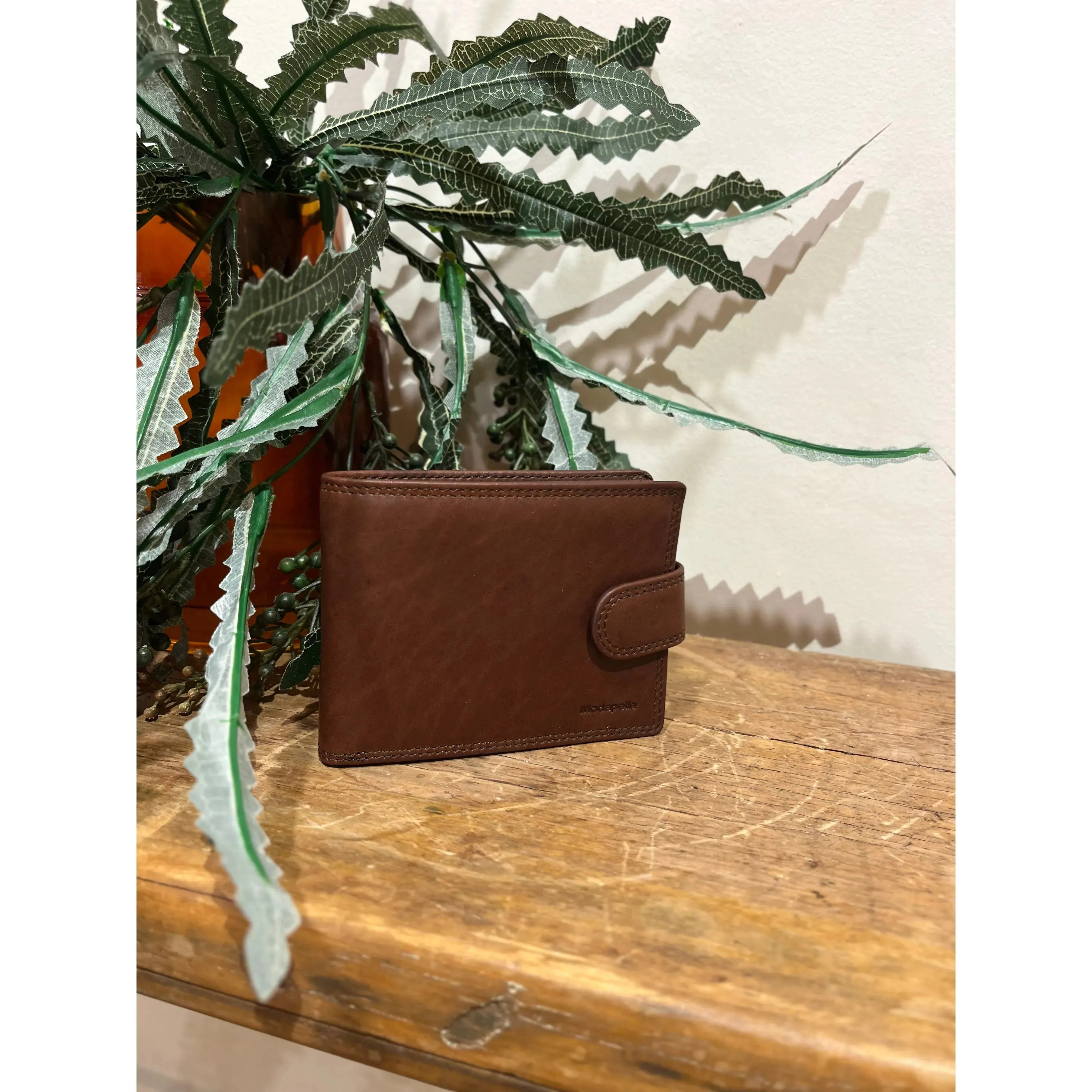 Bay Plain Leather Wallet #5506