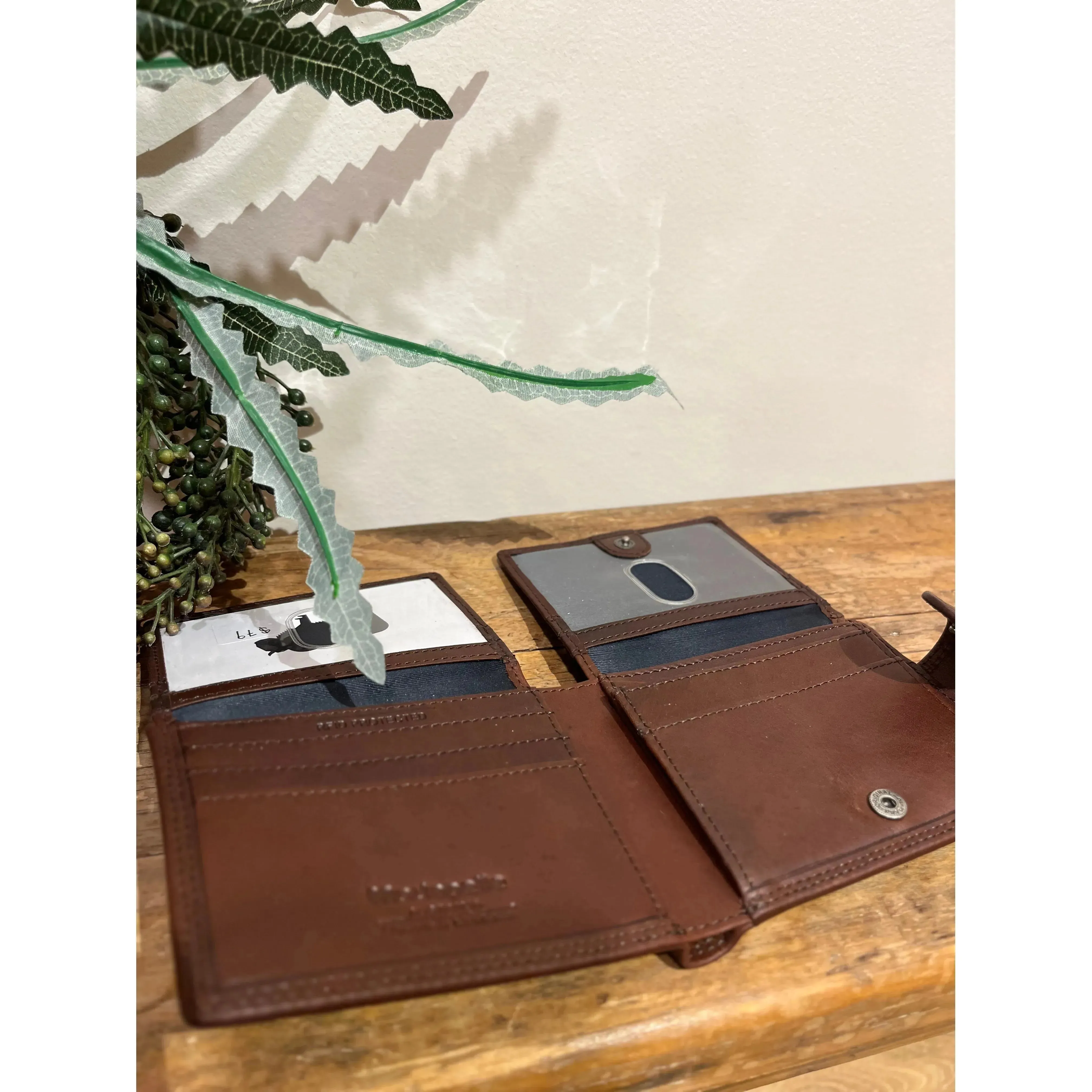 Bay Plain Leather Wallet #5506
