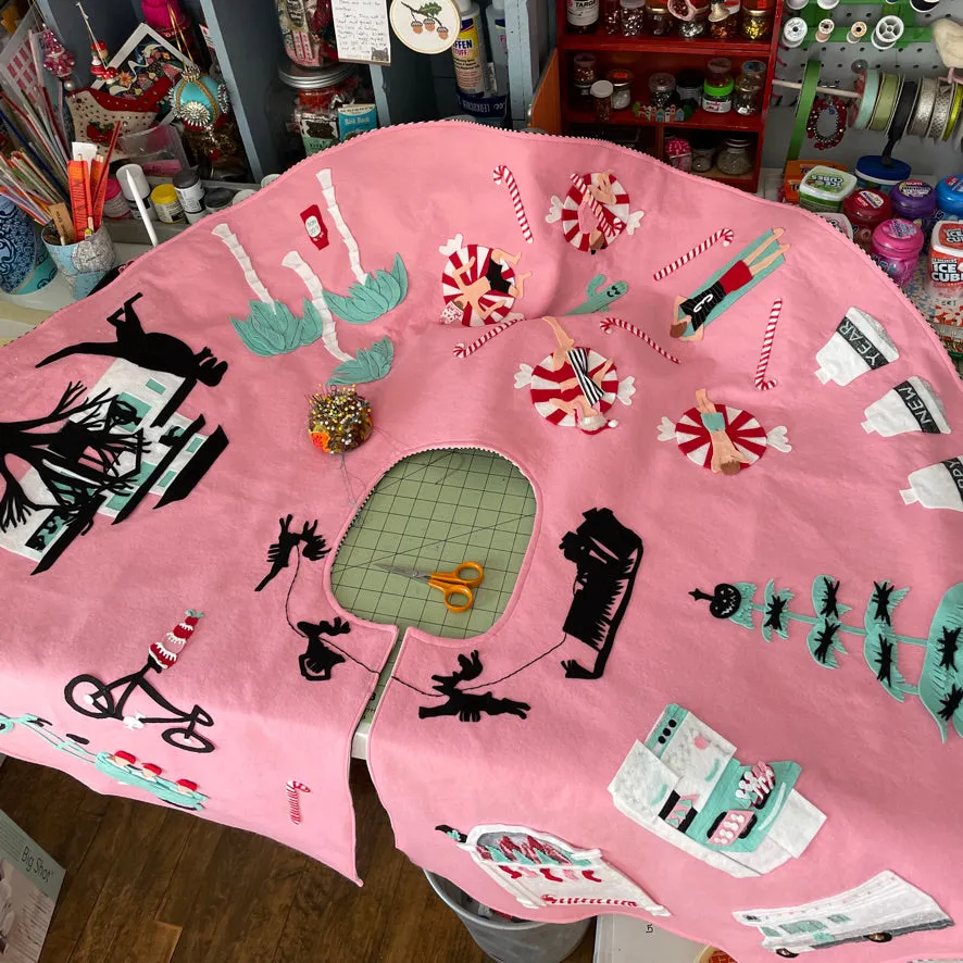 Custom Christmas Tree Skirt: Deposit
