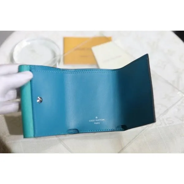Discovery Compact Wallet M67626 Pine Green Collection
