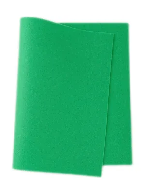 Felt ~ 100% Wool ~ 1-1.2mm thick ~ Young Lawn ~ Colour 627