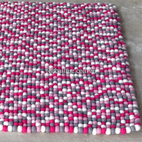 Felt Ball Rug Samples