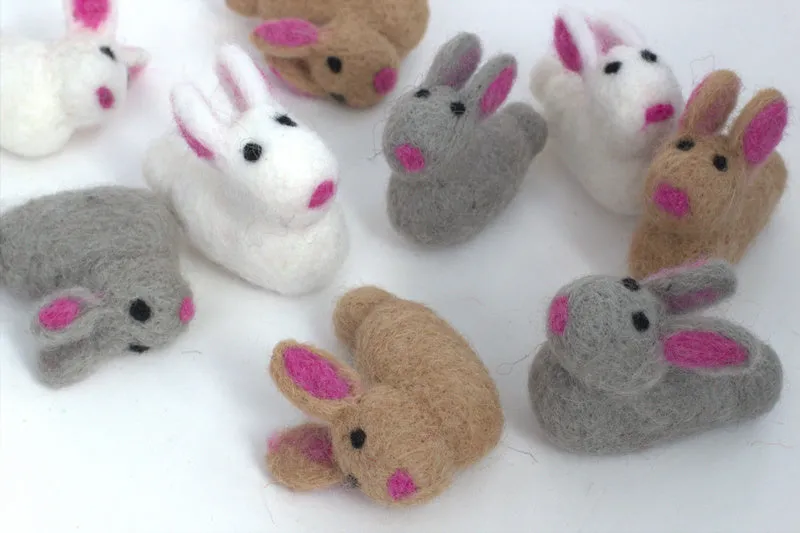 Felt Easter Bunnies