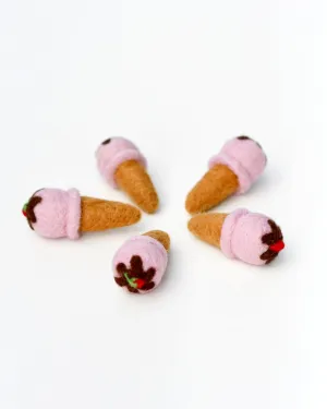 Felt Ice Creams - Strawberry with Chocolate Sauce