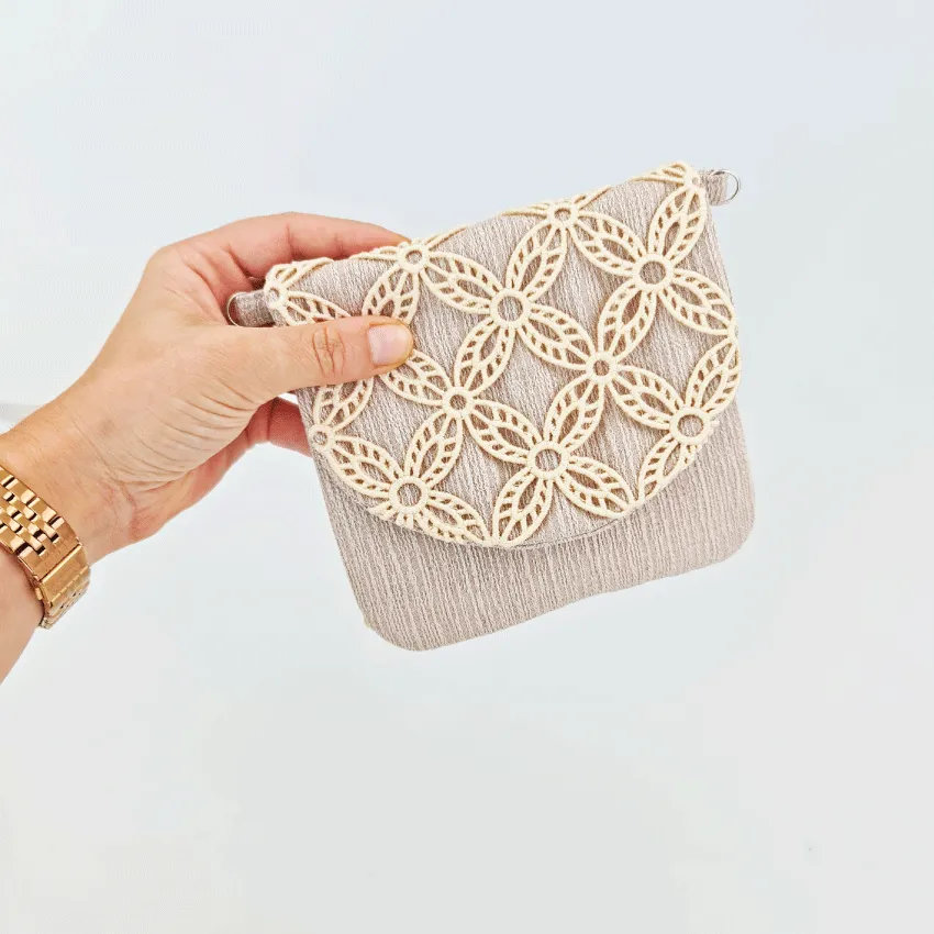 Free Standing Lace Clutch