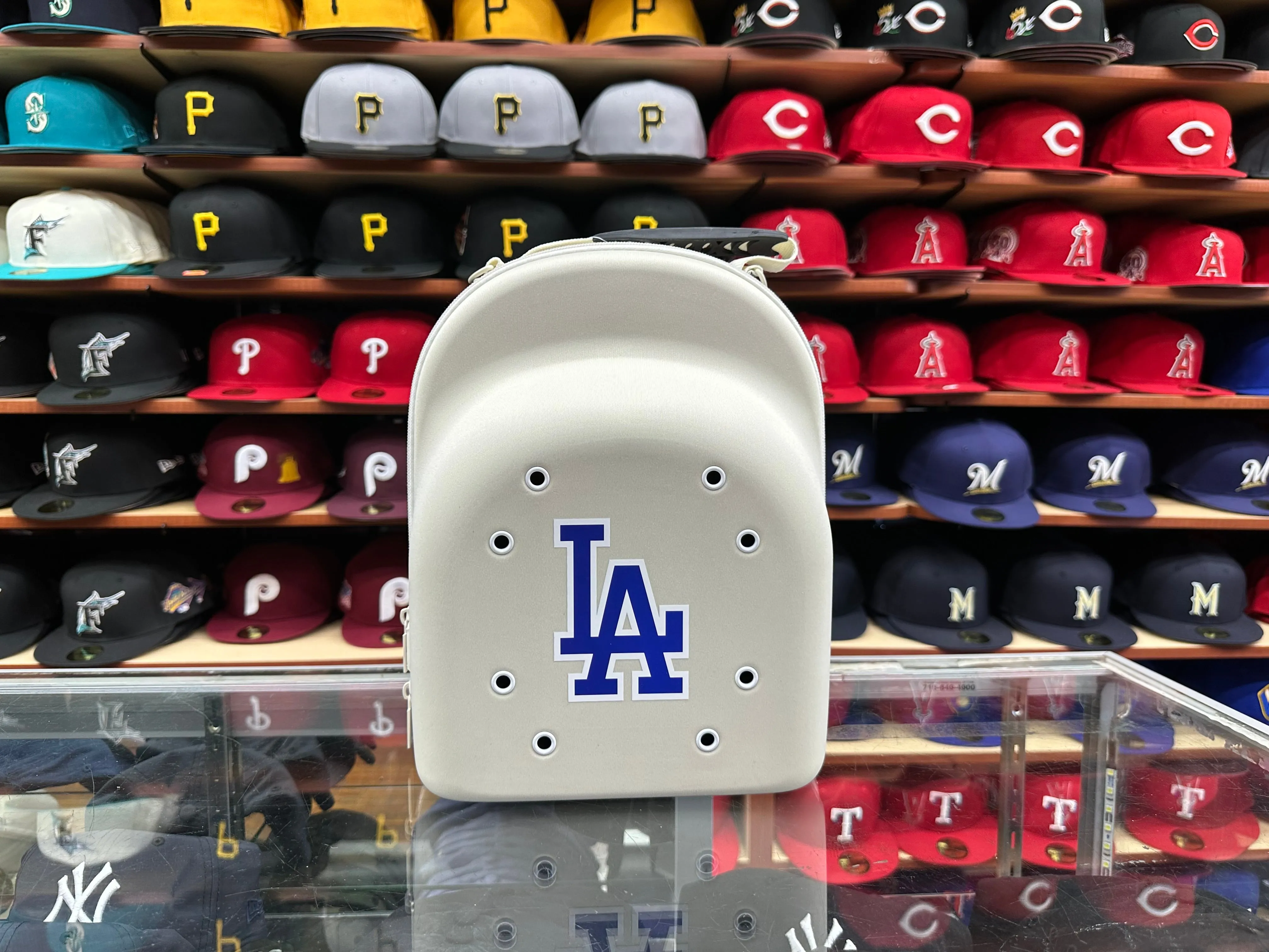 Los Angeles Dodgers 6 Pack Cap Carrier