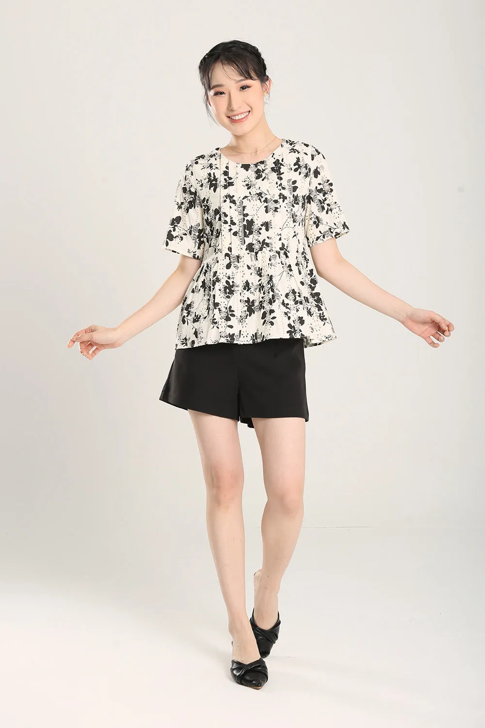 Lucia Crochet Top in Apricot