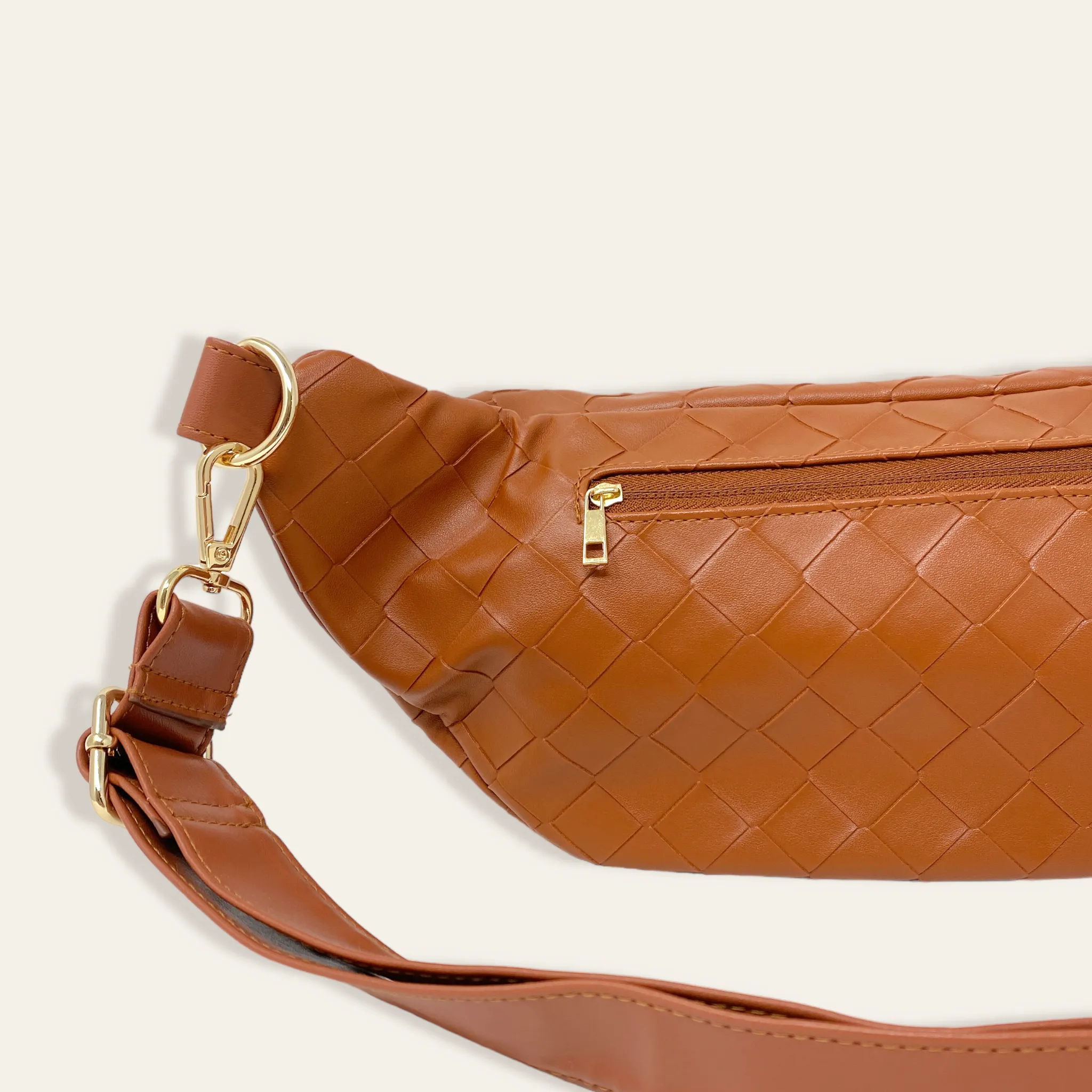 Luxe Belt Bag - Woven Cognac