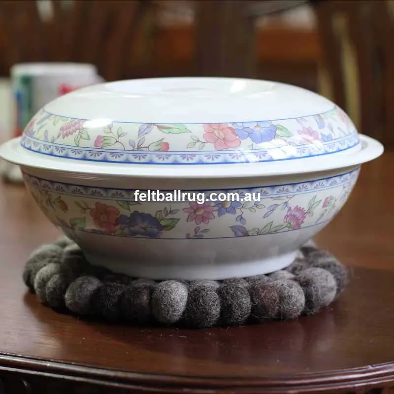 Natural Felt Ball Trivet