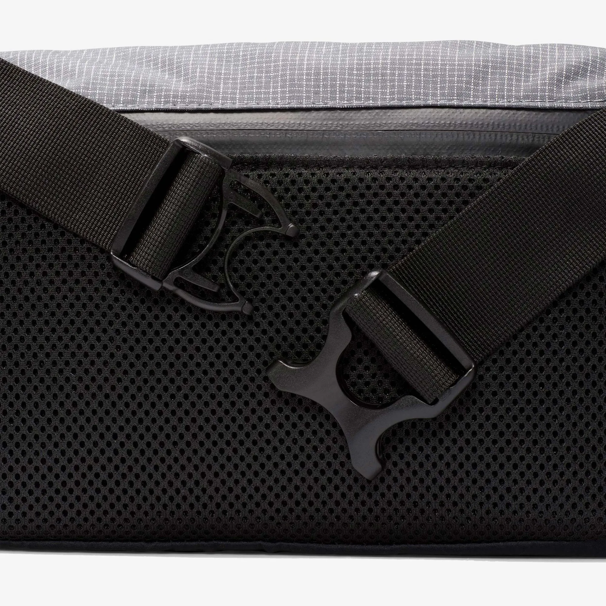NIKE | ACG FANNY PACK (3L) { BLACK/COOL GREY/WHITE