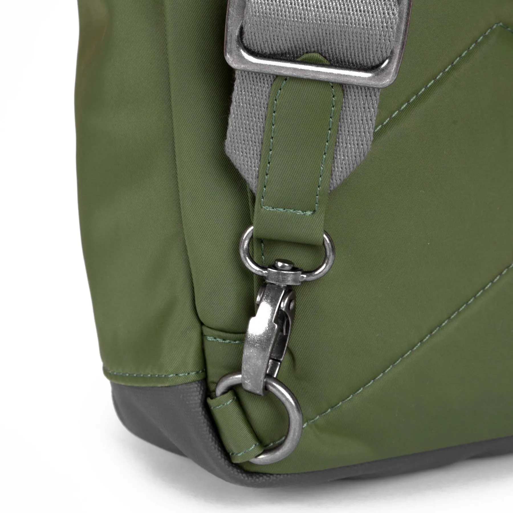 ROKA Willesden B XL Recycled Nylon Bag - Avocado