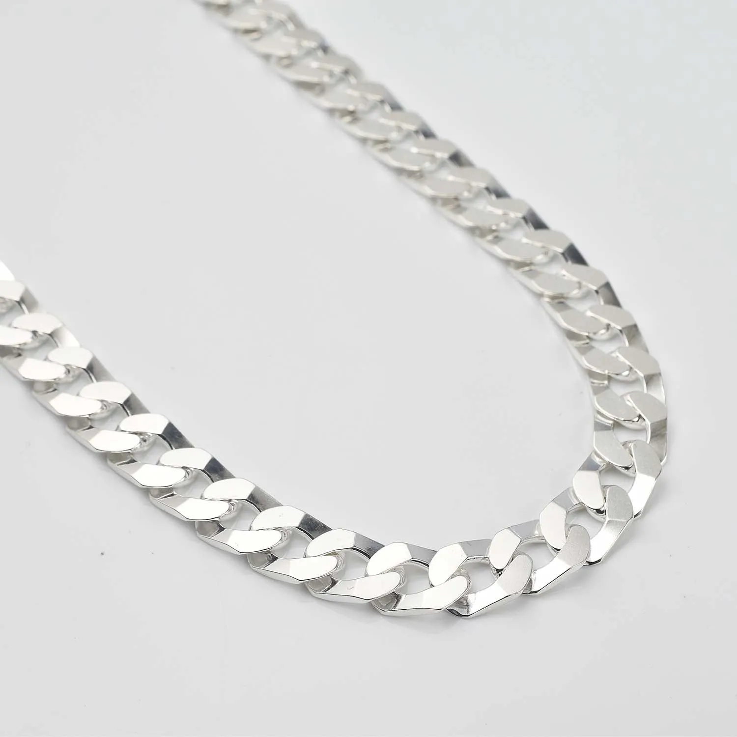Sleek Square Curb Chain