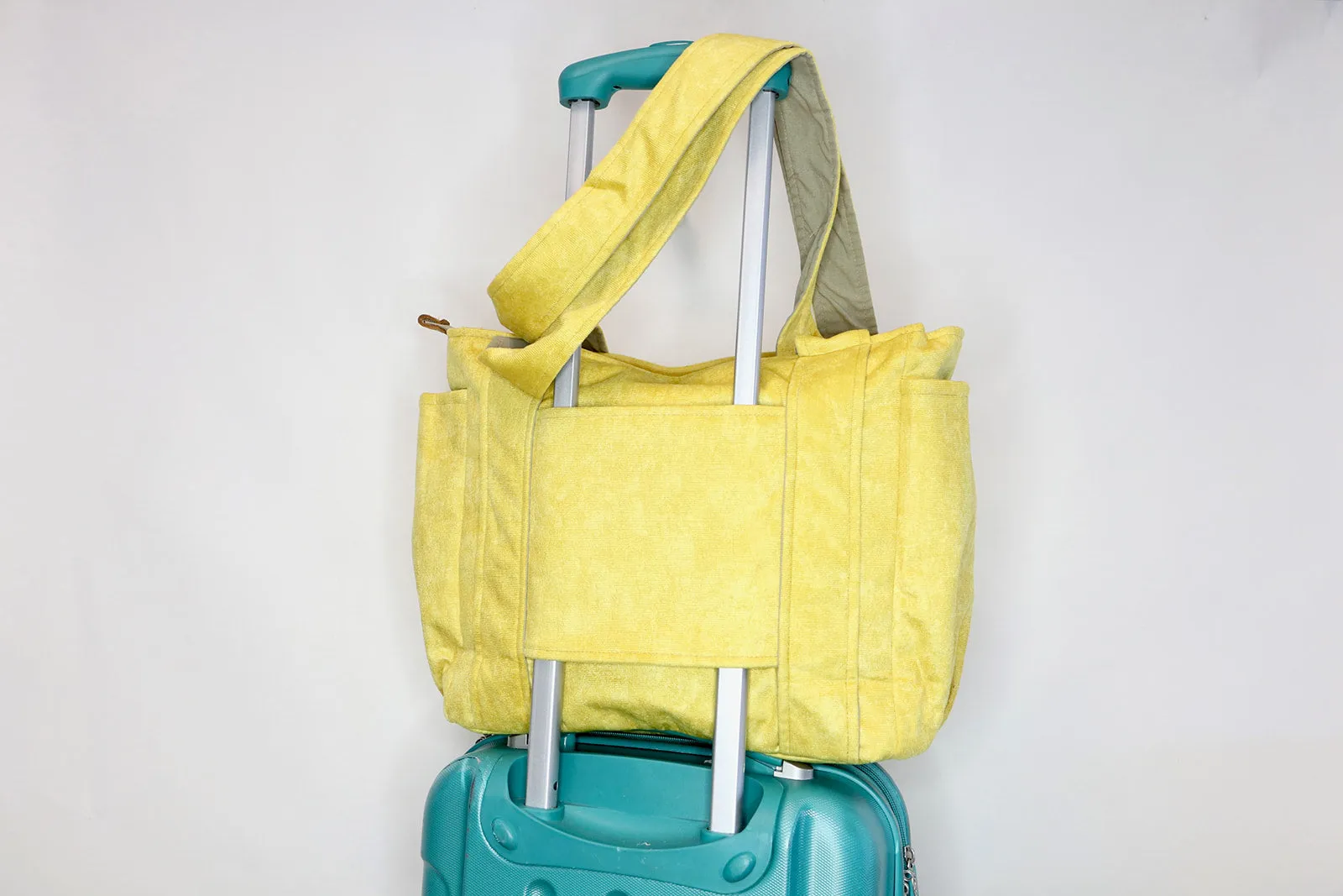 Sol Travel Tote