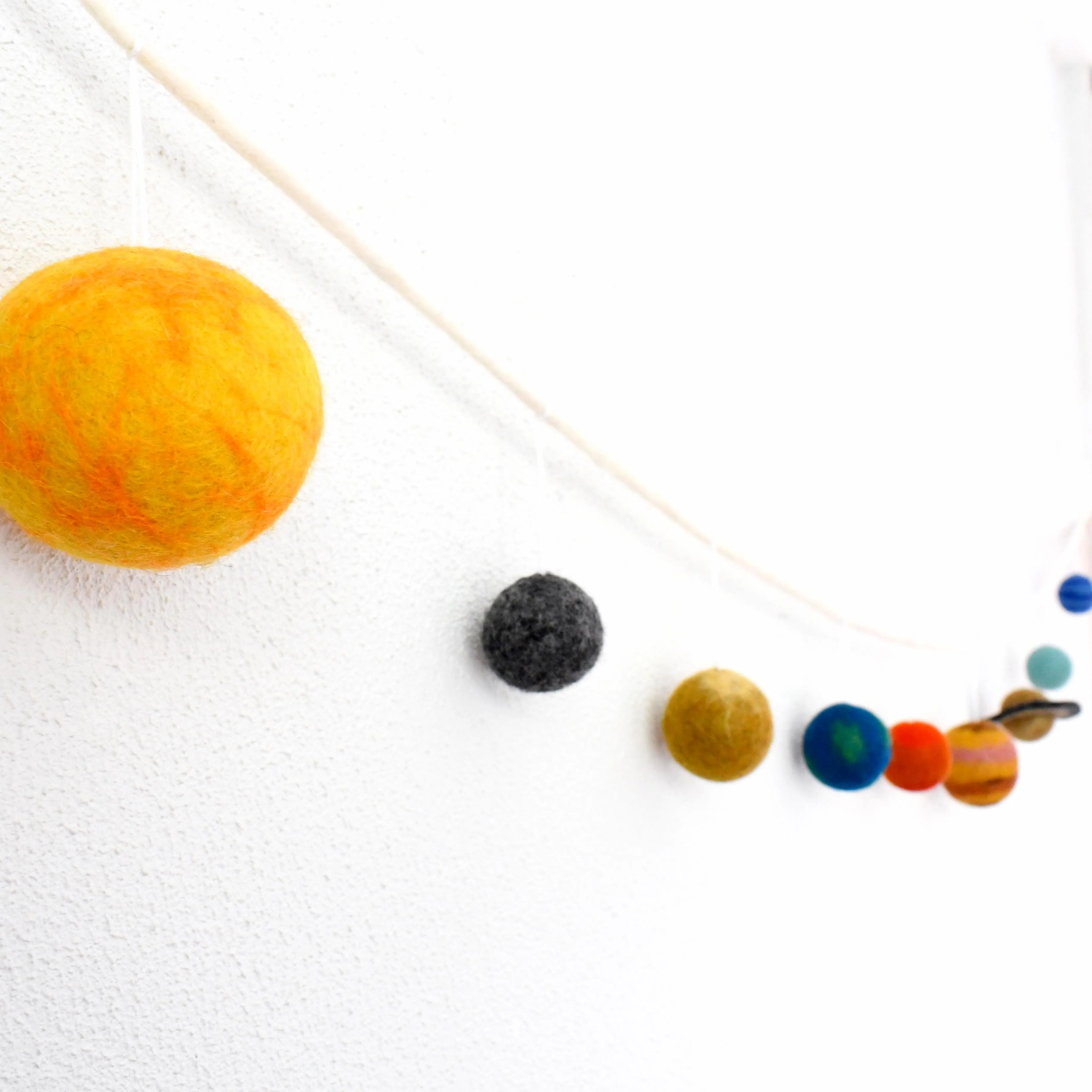 Solar System Space Garland