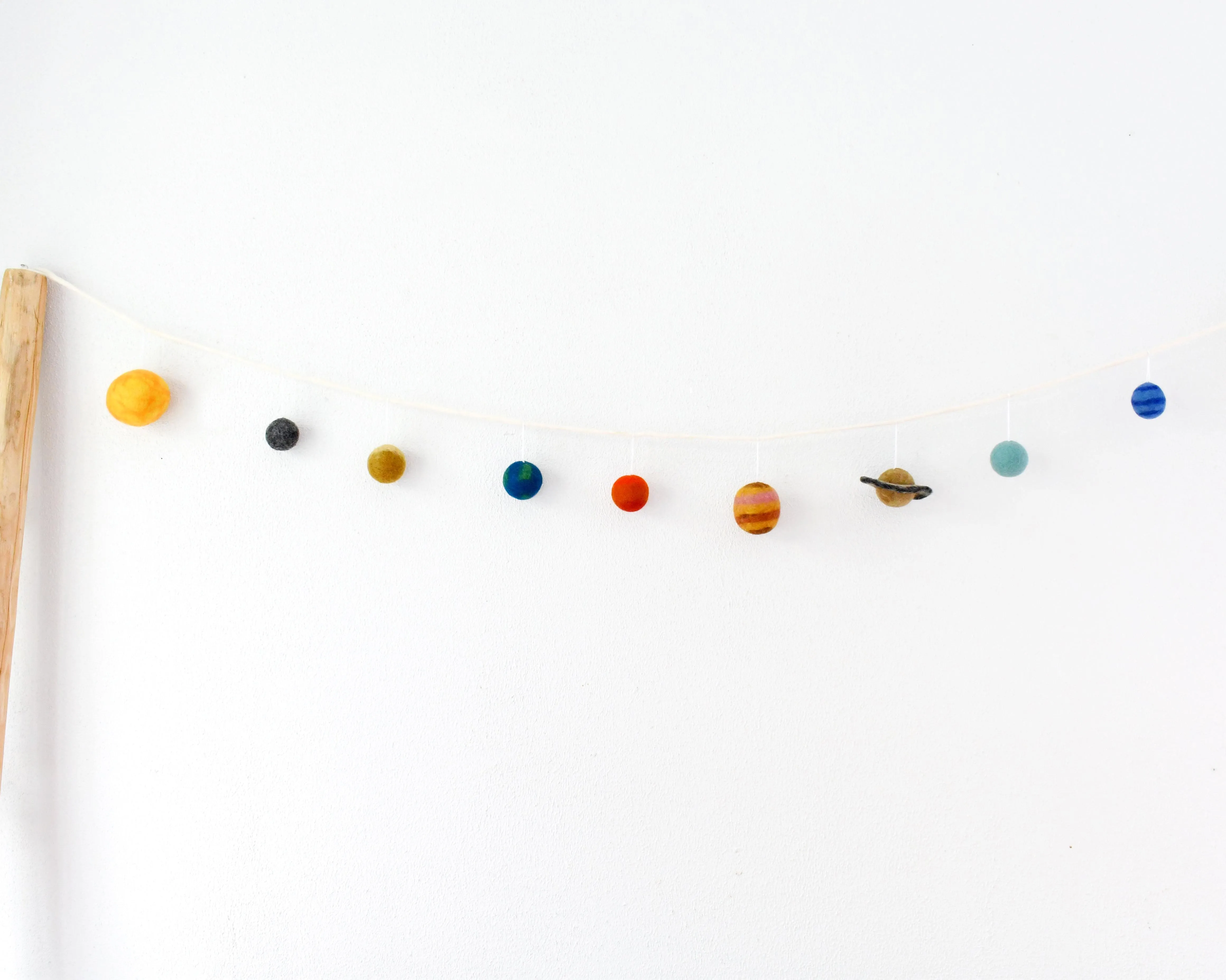 Solar System Space Garland
