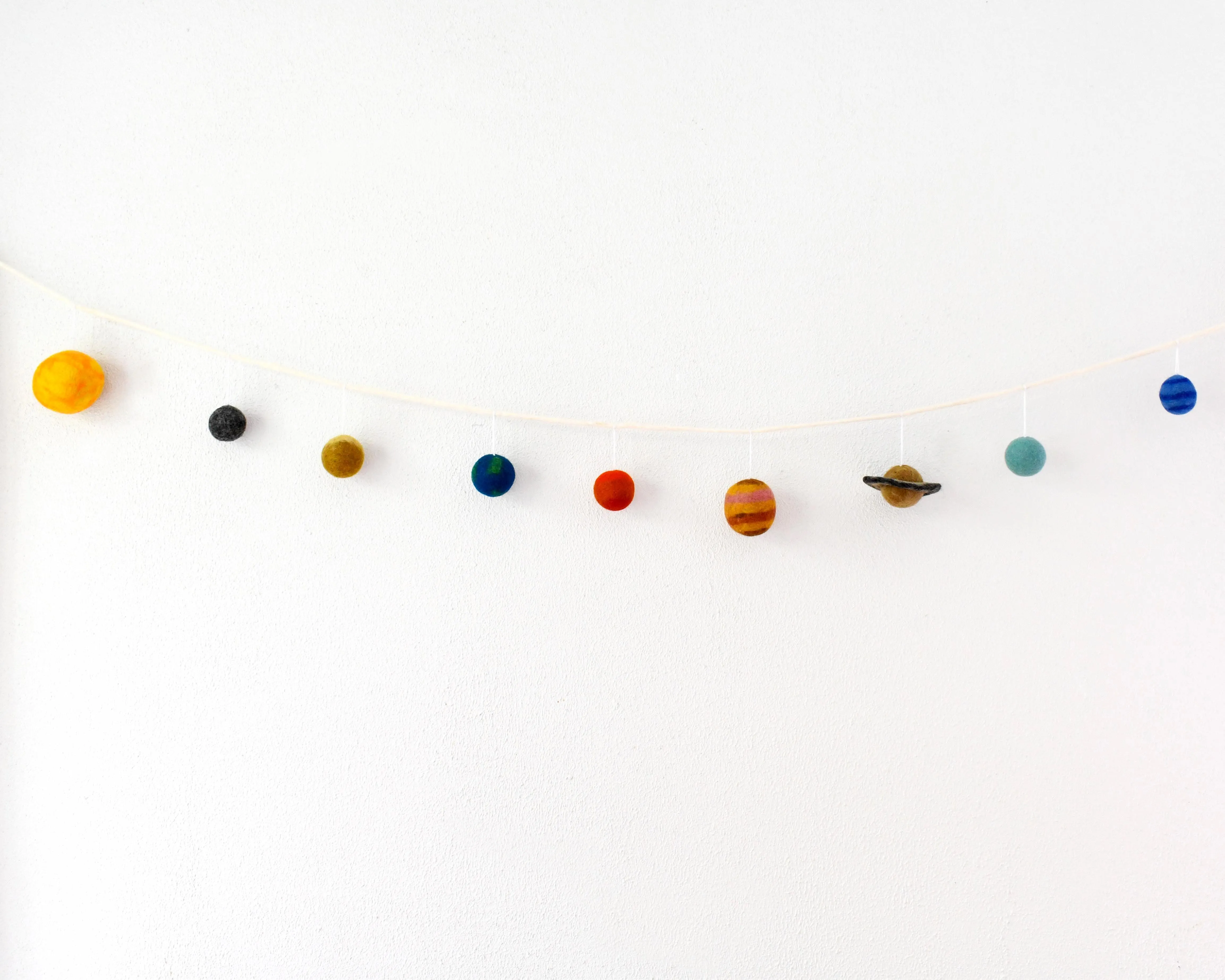 Solar System Space Garland