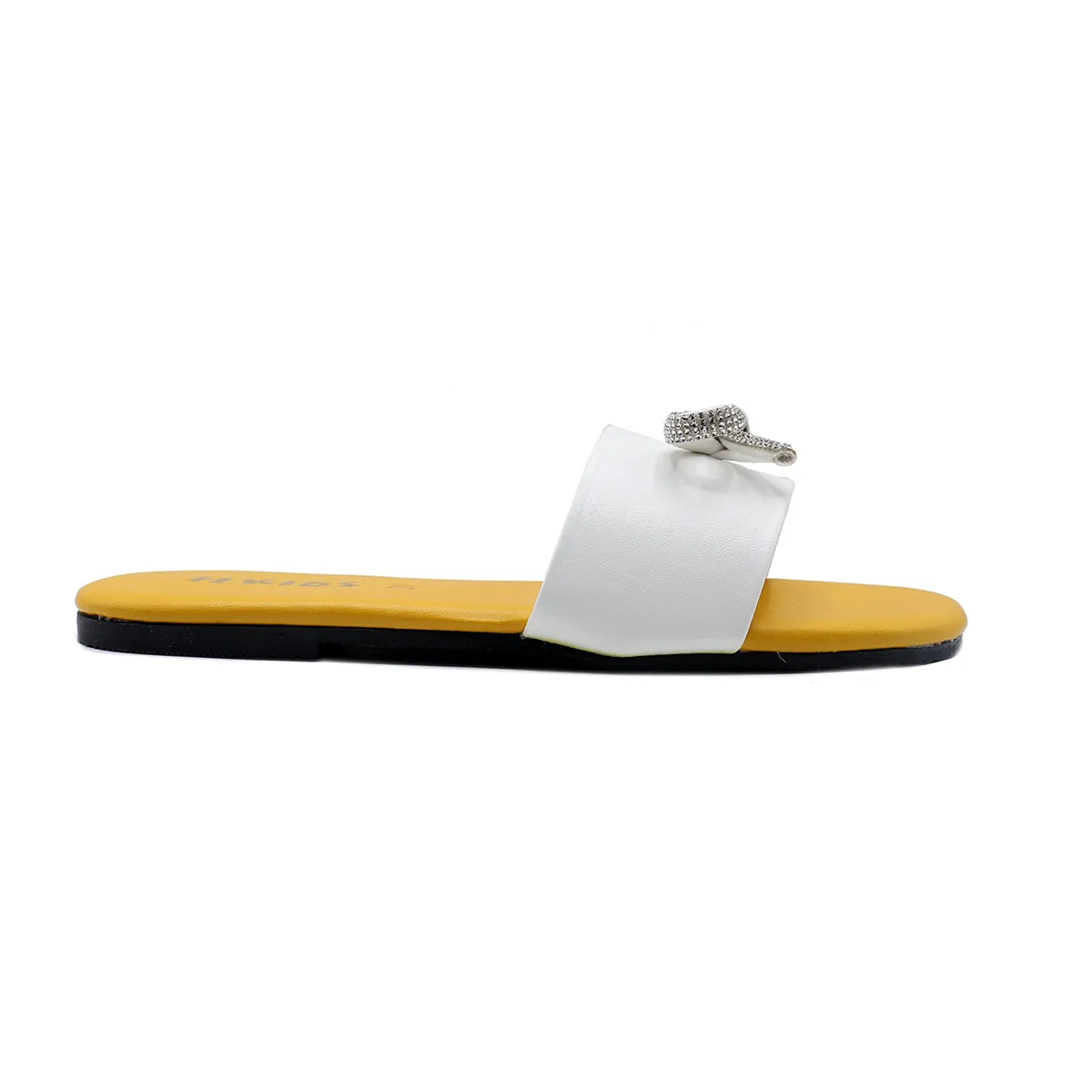 White Casual Chappal K00G30003