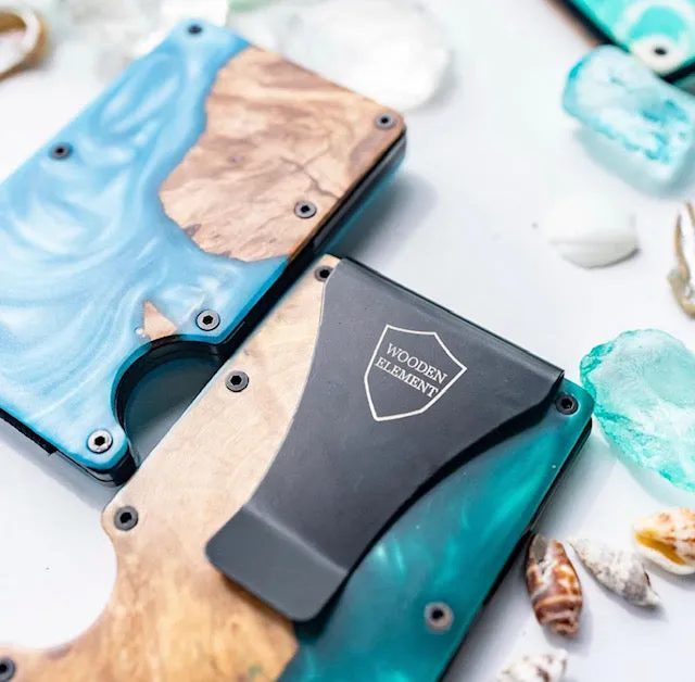 Wood and Resin Smart Wallet (Violet & White)